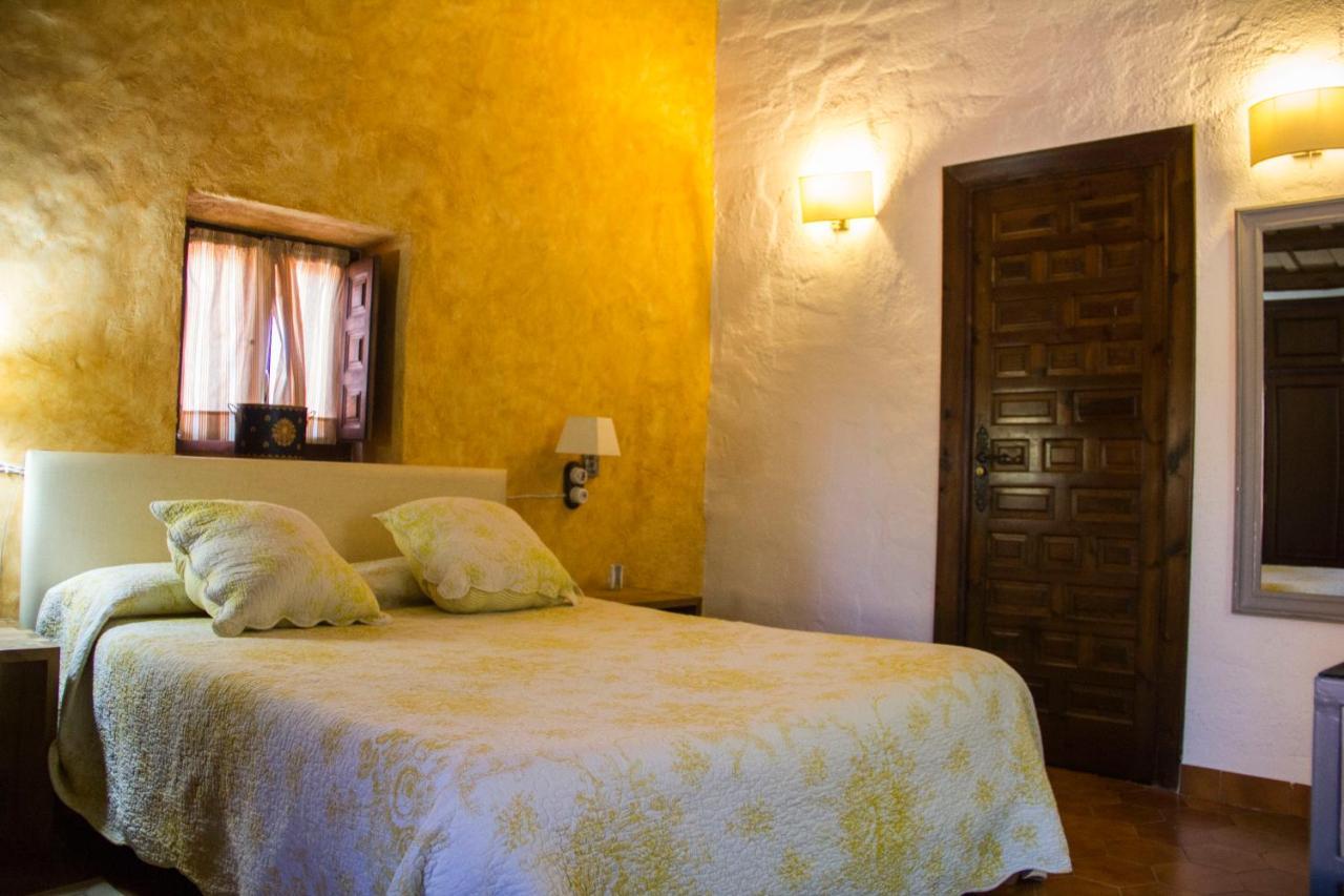 Hotel Mas El Cuquello Els Ibarsos Extérieur photo